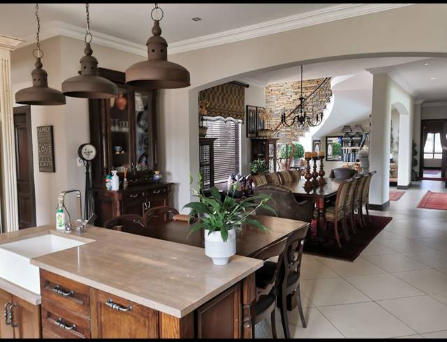 4 BEDROOM GATED ESTATE FOR SALE IN SABLE HILLS